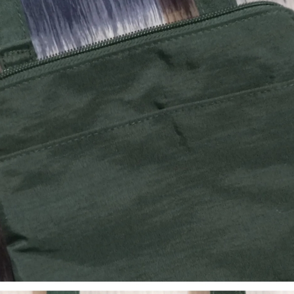 Baggallini crossbody bag.... 2 For $13 - Picture 2 of 4